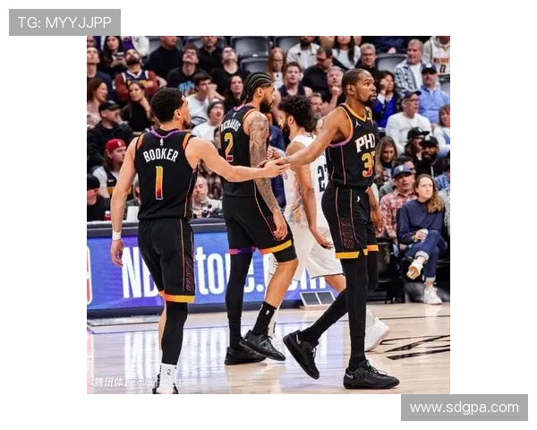 约基奇三双掘金险胜太阳三连胜